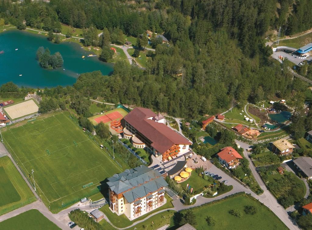 Familien Hotel Mozart Ried im Oberinntal Exteriör bild